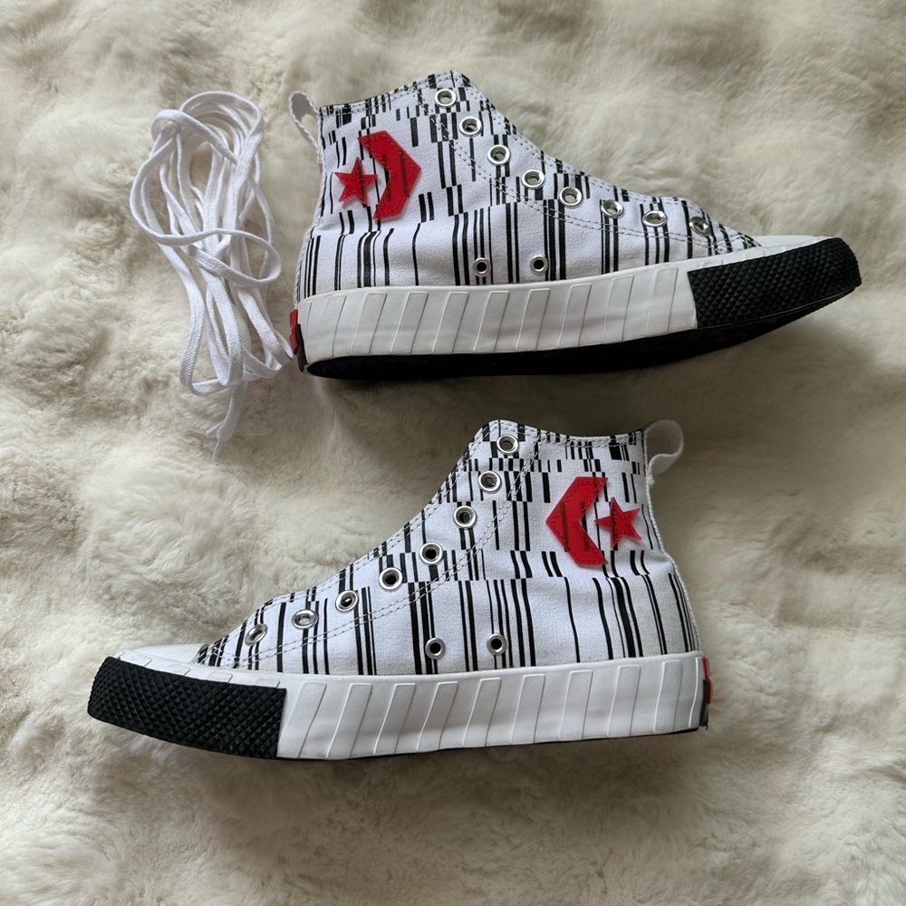 Converse UNT1TL3D Higt Translucent Barcode Sneakers  Men’s 7 / Women’s 9.